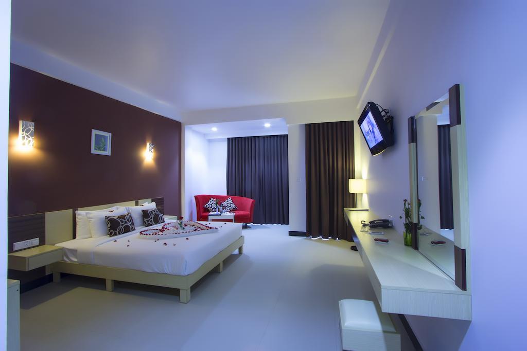 Moon Julie Hotel シアヌークビル エクステリア 写真