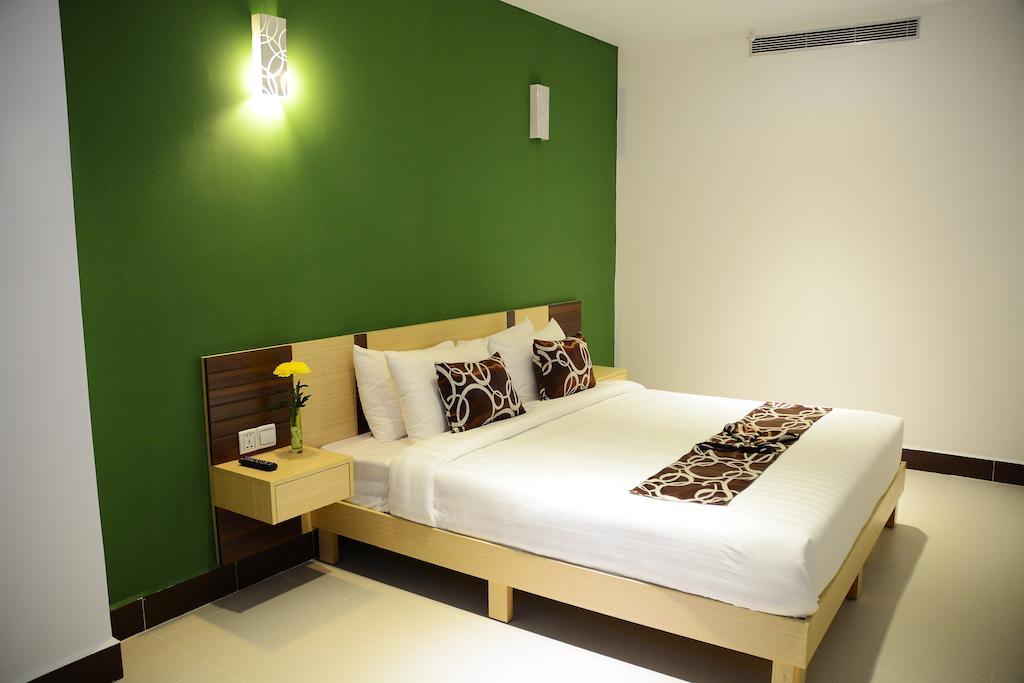 Moon Julie Hotel シアヌークビル エクステリア 写真