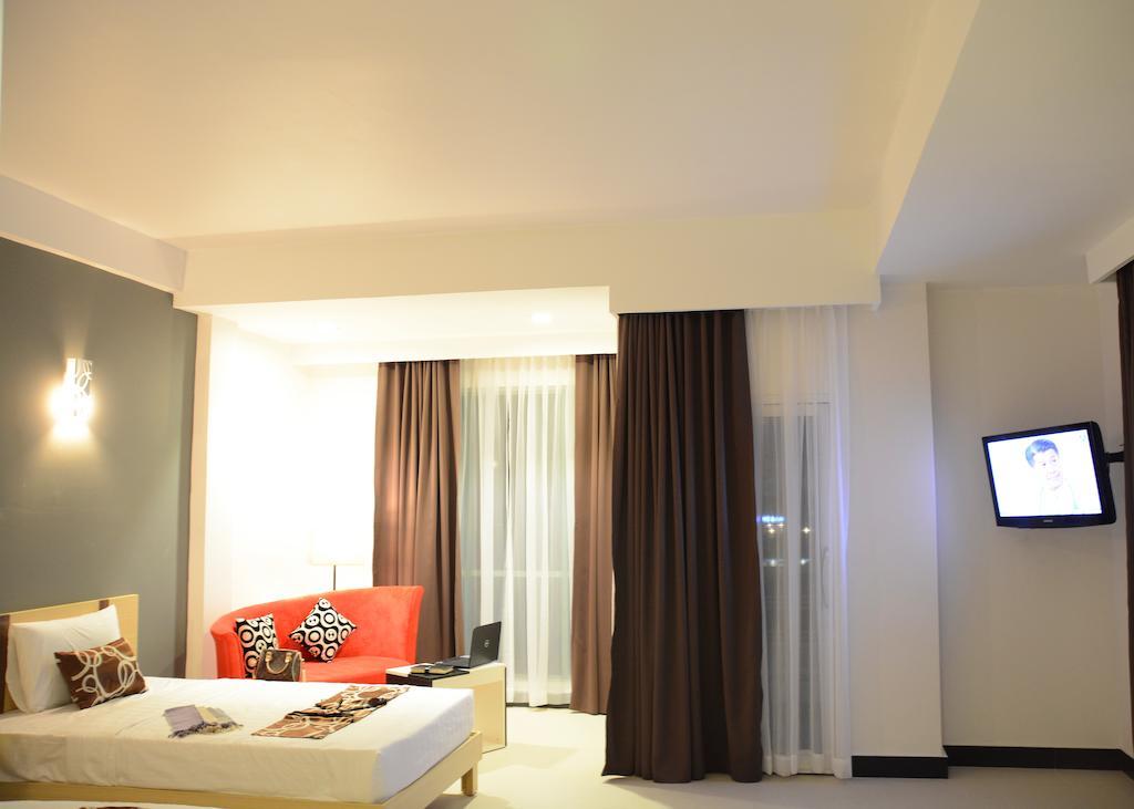 Moon Julie Hotel シアヌークビル エクステリア 写真