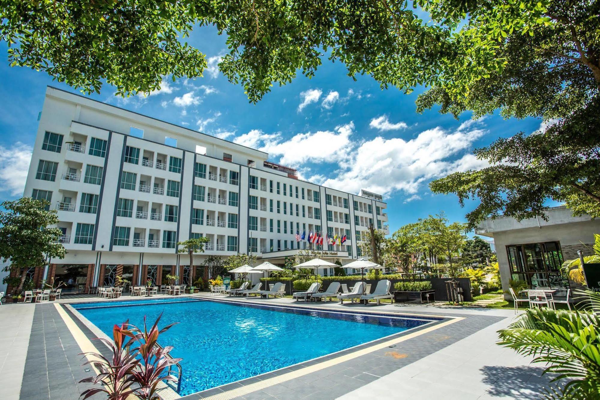 Moon Julie Hotel シアヌークビル エクステリア 写真